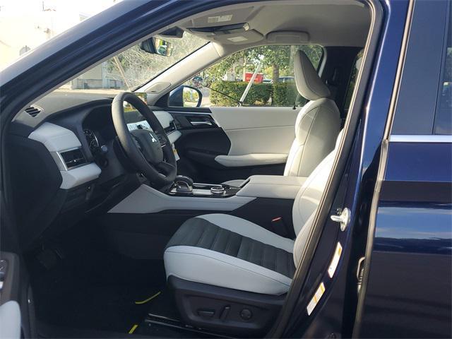new 2025 Mitsubishi Outlander car, priced at $29,777