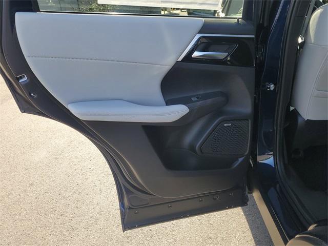new 2025 Mitsubishi Outlander car, priced at $29,777