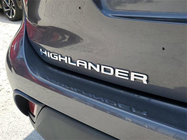 used 2021 Toyota Highlander car, priced at $21,988
