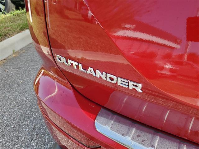 new 2025 Mitsubishi Outlander car, priced at $34,995