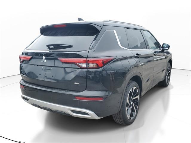 new 2024 Mitsubishi Outlander car