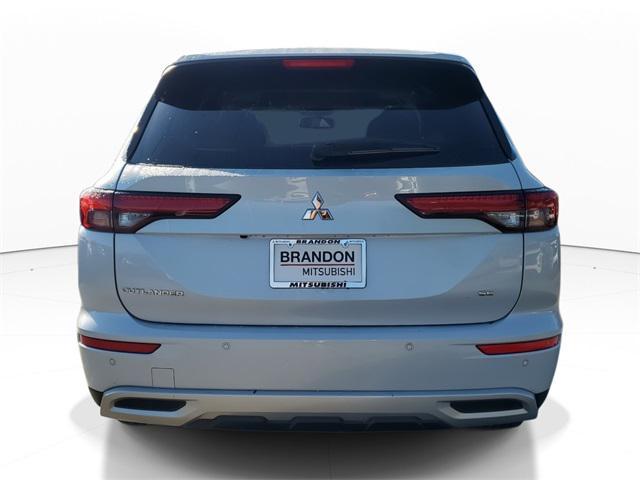 new 2024 Mitsubishi Outlander car, priced at $30,979