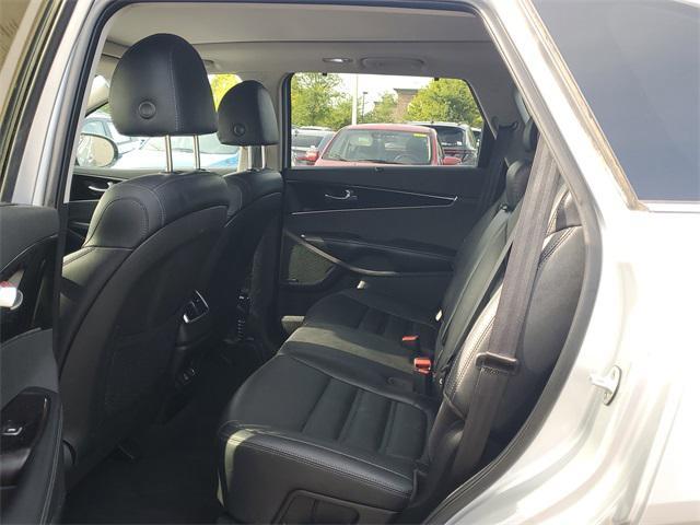 used 2019 Kia Sorento car, priced at $16,555