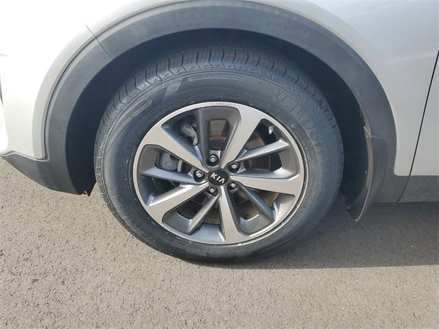 used 2019 Kia Sorento car, priced at $16,555
