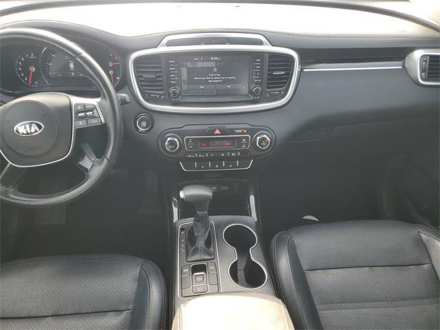 used 2019 Kia Sorento car, priced at $16,555