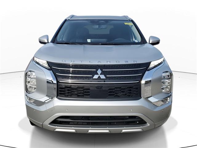 new 2024 Mitsubishi Outlander car, priced at $31,508