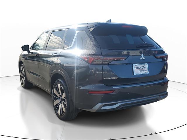 new 2025 Mitsubishi Outlander car, priced at $35,205