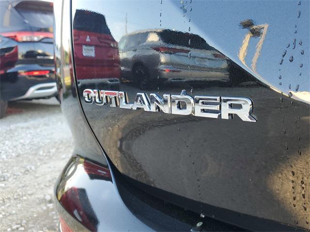 new 2024 Mitsubishi Outlander car, priced at $35,843