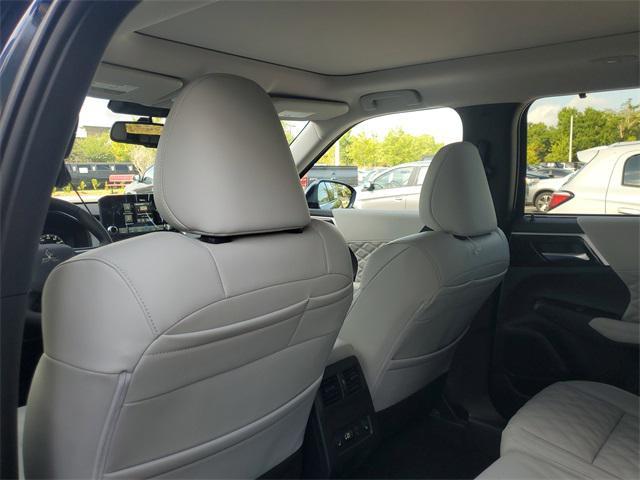 new 2025 Mitsubishi Outlander PHEV car, priced at $49,420