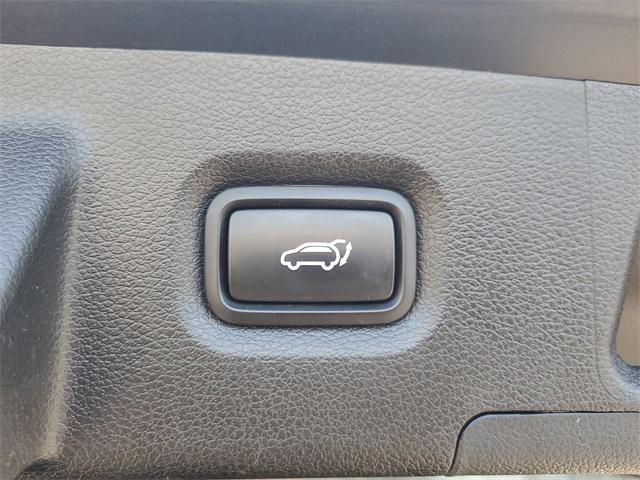used 2023 Hyundai Santa Fe car, priced at $18,888