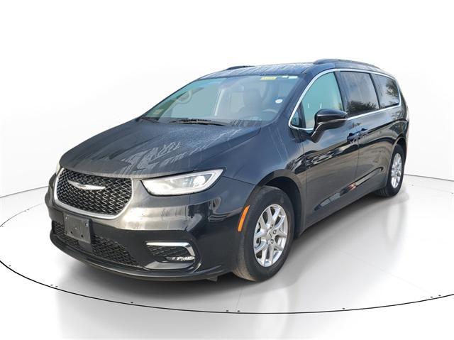 used 2022 Chrysler Pacifica car, priced at $20,777