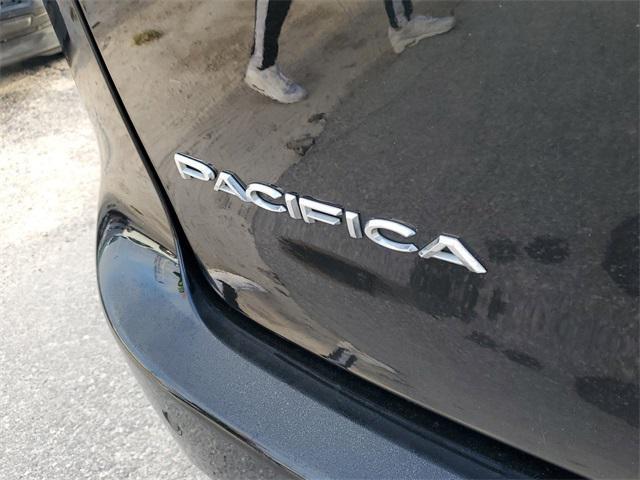 used 2022 Chrysler Pacifica car, priced at $20,777