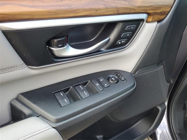 used 2018 Honda CR-V car, priced at $17,777