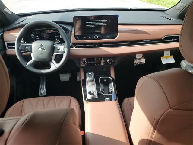 new 2025 Mitsubishi Outlander car, priced at $45,195