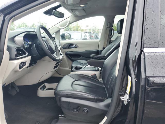 used 2023 Chrysler Pacifica car, priced at $19,888