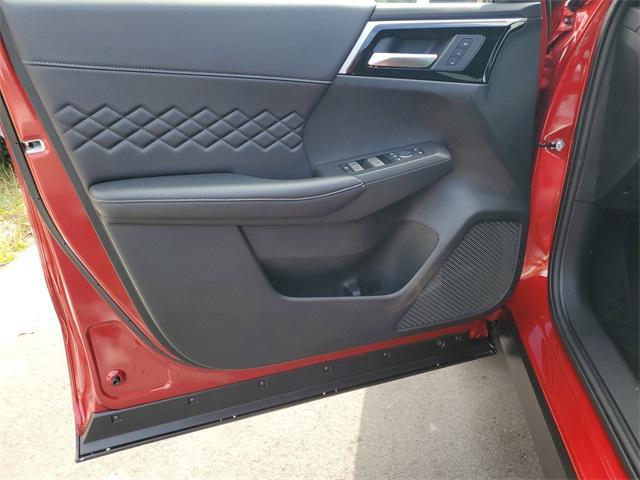 new 2025 Mitsubishi Outlander PHEV car, priced at $51,525
