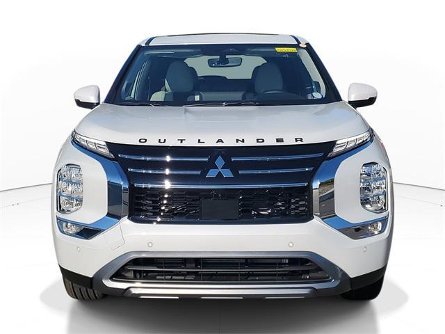 new 2025 Mitsubishi Outlander car, priced at $39,795