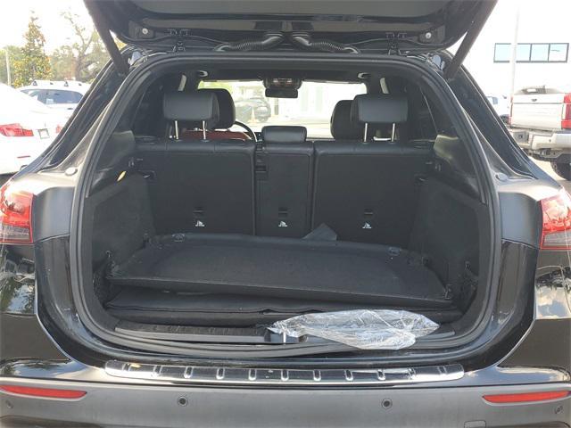 used 2021 Mercedes-Benz GLA 250 car, priced at $19,888