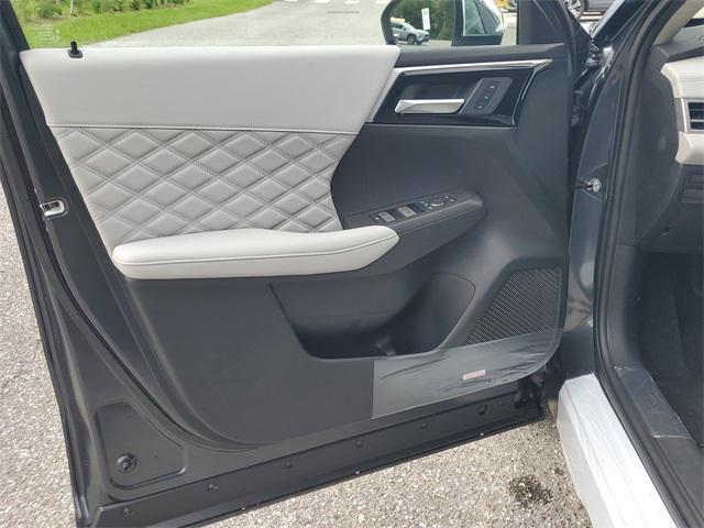 new 2025 Mitsubishi Outlander PHEV car, priced at $49,025