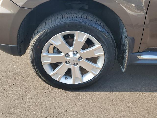used 2010 Mitsubishi Outlander car, priced at $3,333