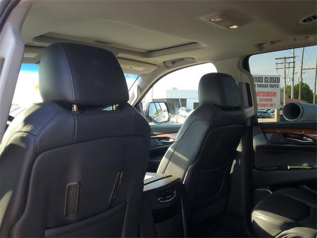 used 2018 Cadillac Escalade car, priced at $33,333