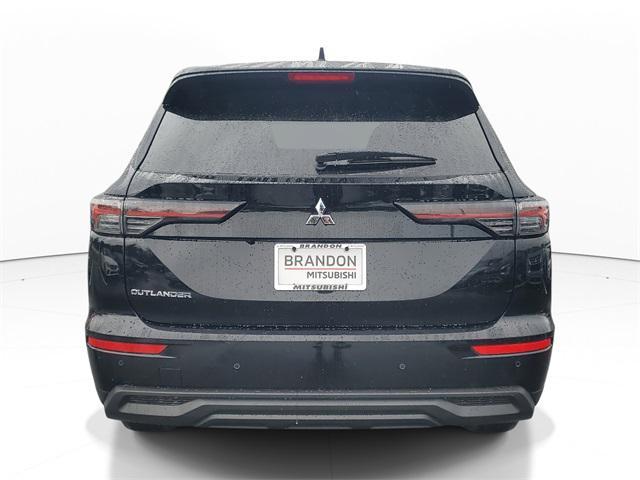 new 2025 Mitsubishi Outlander car, priced at $32,200