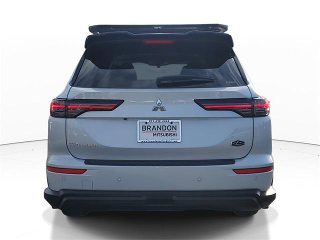 new 2025 Mitsubishi Outlander car, priced at $44,315