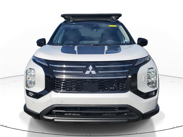 new 2025 Mitsubishi Outlander car, priced at $44,315