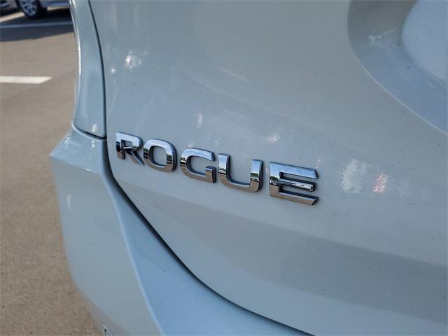 used 2019 Nissan Rogue car, priced at $14,777