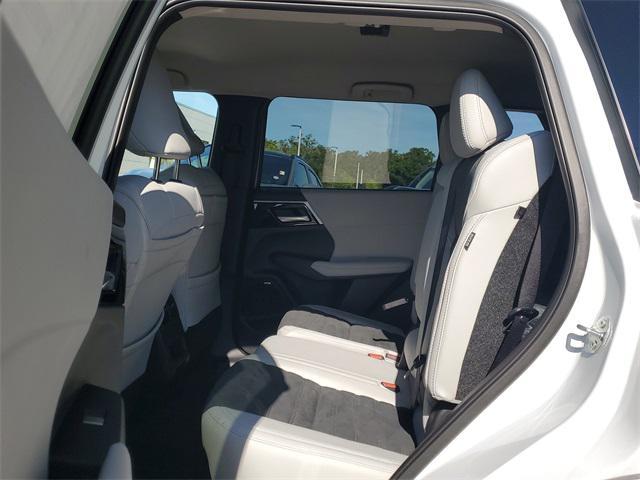 new 2025 Mitsubishi Outlander car, priced at $35,825