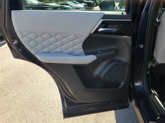 used 2022 Mitsubishi Outlander car, priced at $21,555