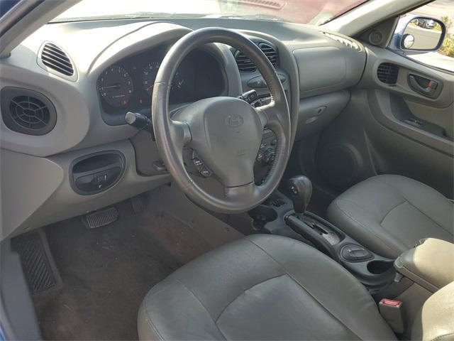 used 2001 Hyundai Santa Fe car, priced at $2,988