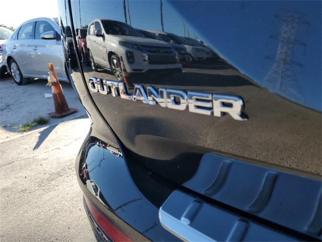 new 2024 Mitsubishi Outlander car, priced at $30,912