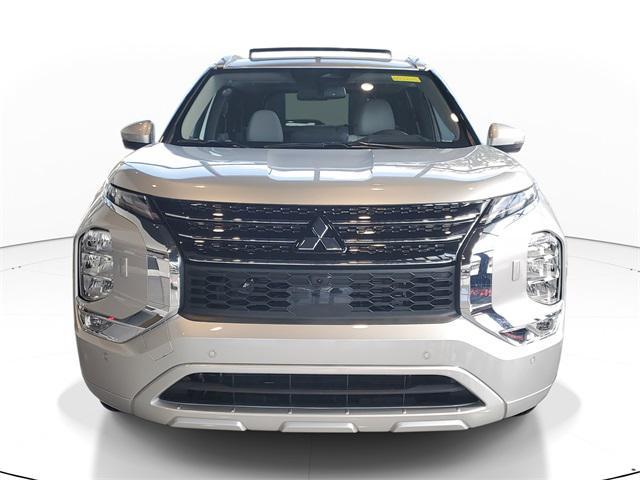 new 2025 Mitsubishi Outlander PHEV car, priced at $48,905