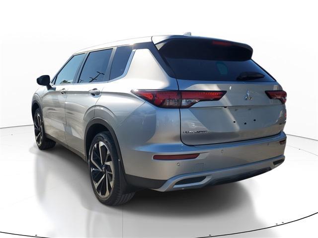 new 2024 Mitsubishi Outlander car, priced at $30,332