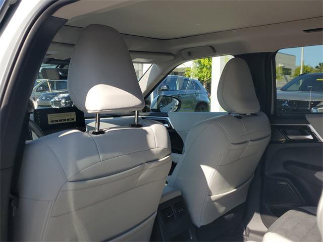 new 2025 Mitsubishi Outlander car, priced at $38,890