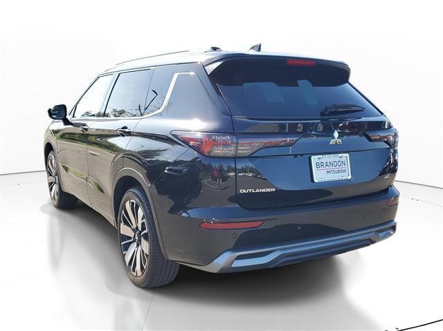 new 2025 Mitsubishi Outlander car, priced at $40,395