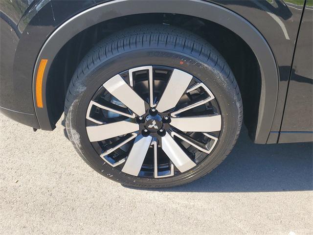 new 2025 Mitsubishi Outlander car, priced at $40,395