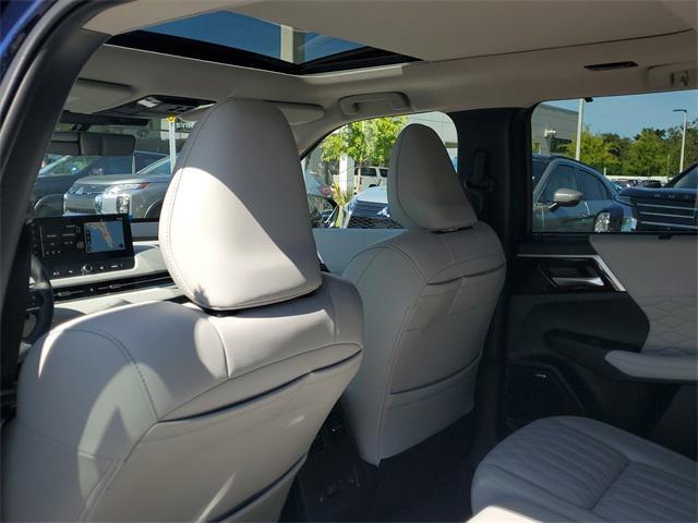 new 2025 Mitsubishi Outlander car, priced at $40,045