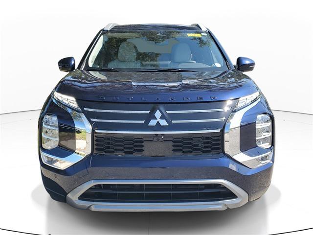 new 2025 Mitsubishi Outlander car, priced at $40,045