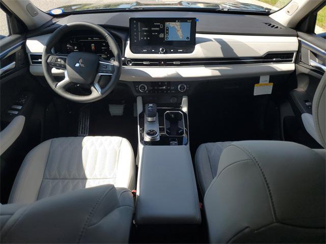 new 2025 Mitsubishi Outlander car, priced at $40,045
