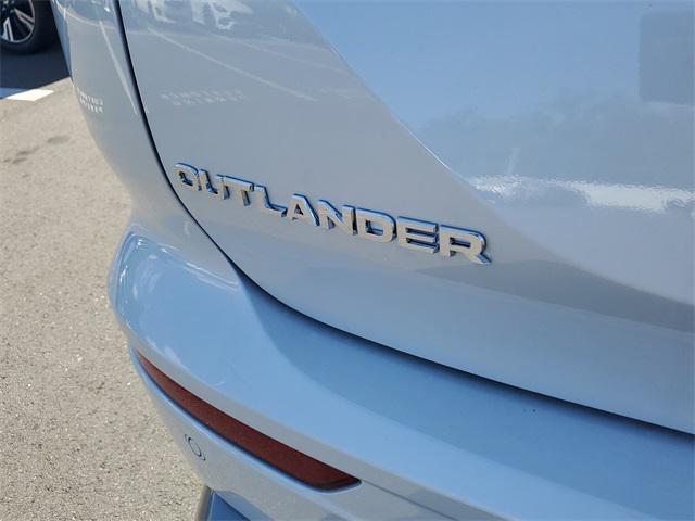 new 2025 Mitsubishi Outlander car, priced at $38,890