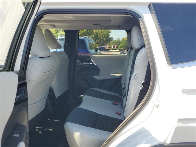 new 2025 Mitsubishi Outlander car, priced at $38,890