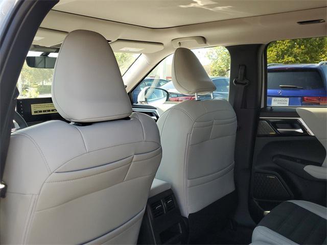 new 2025 Mitsubishi Outlander car, priced at $38,890