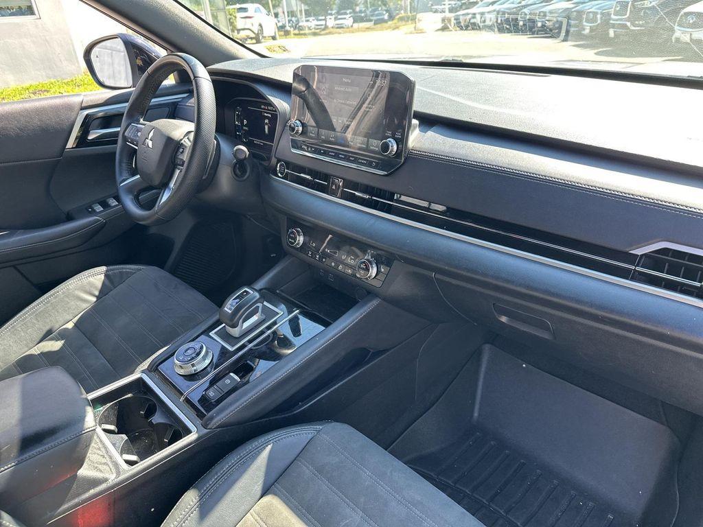 used 2023 Mitsubishi Outlander car, priced at $22,150