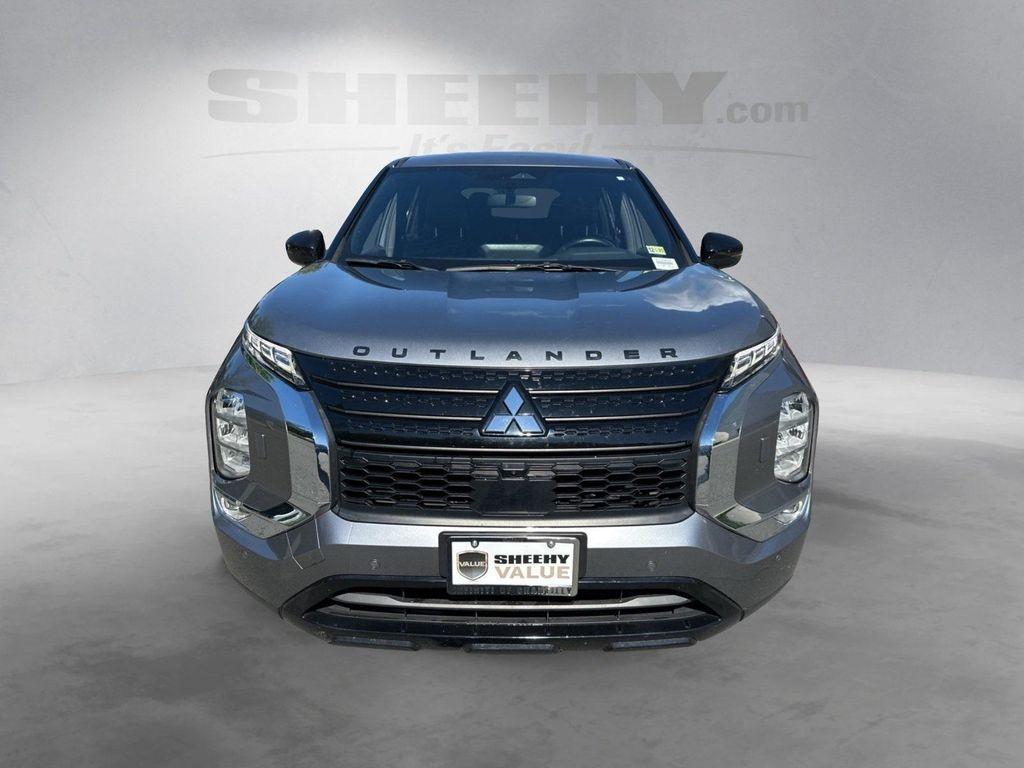 used 2023 Mitsubishi Outlander car, priced at $22,150