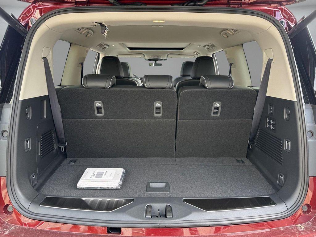 new 2025 INFINITI QX80 car, priced at $78,882
