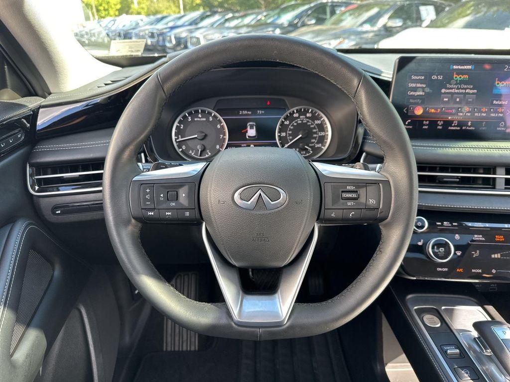 used 2025 INFINITI QX60 car, priced at $39,900