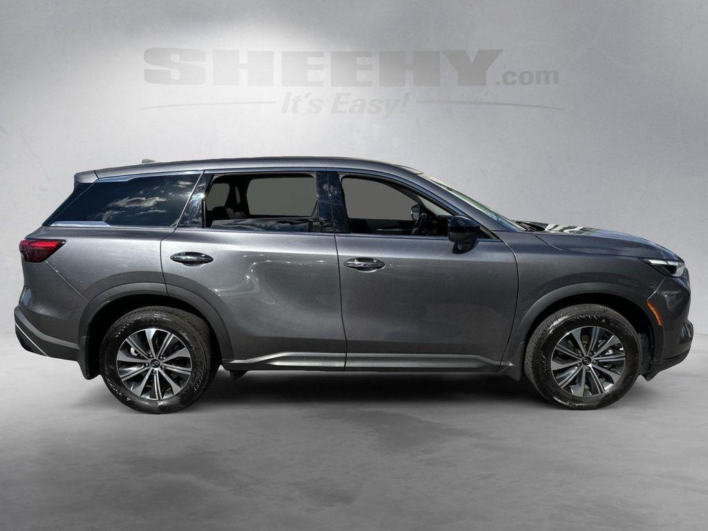 used 2025 INFINITI QX60 car, priced at $39,900