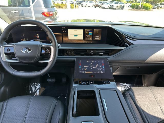 used 2025 INFINITI QX80 car, priced at $84,900